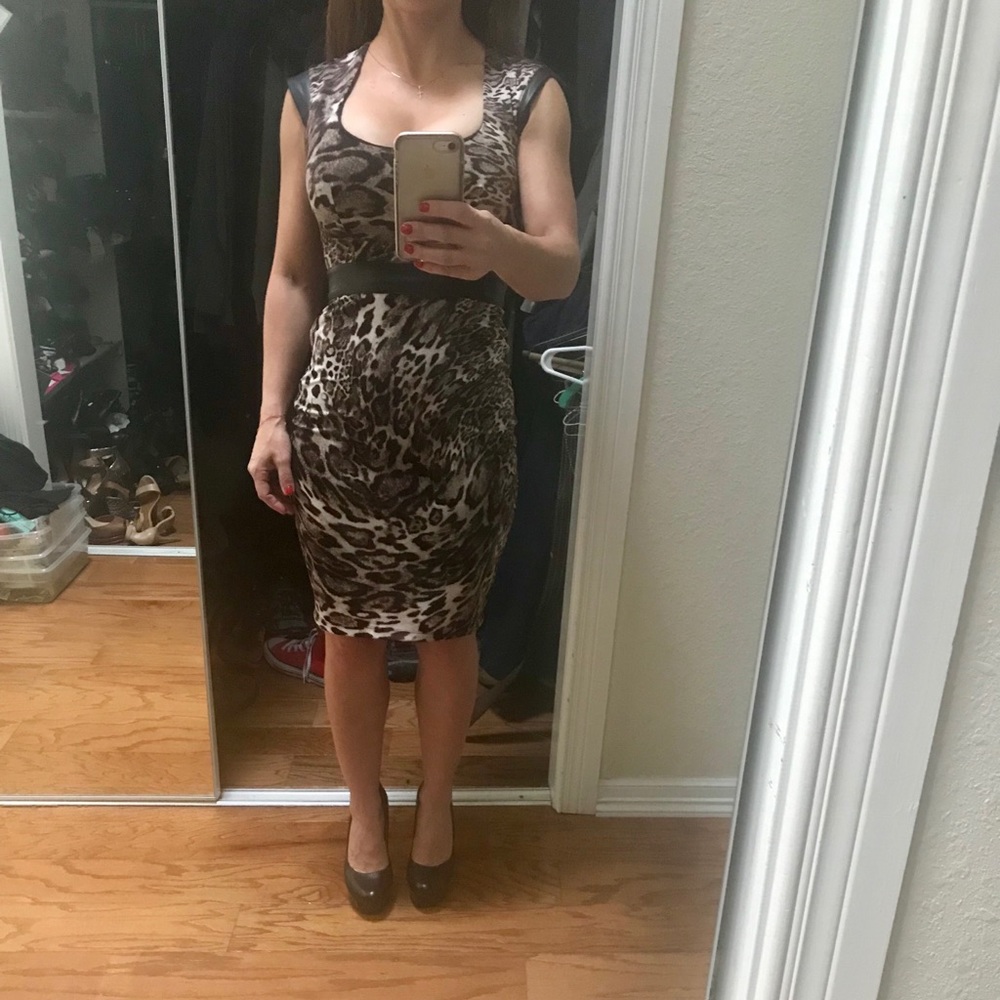 Bebe leopard midi dress